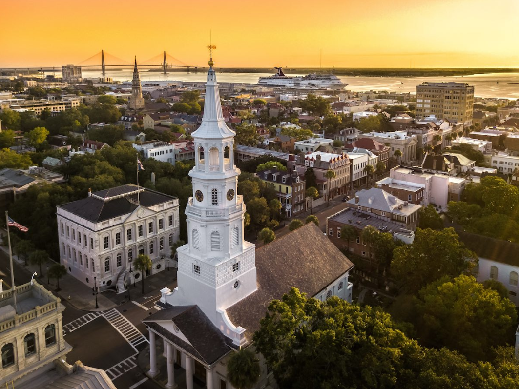 The Ultimate Charleston, SC Weekend Getaway Guide: Best Things to Do, See & Eat